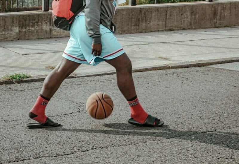 basketball bouncing