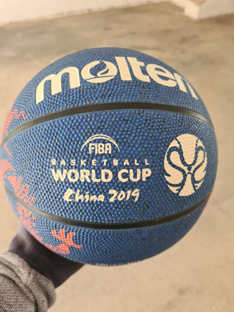 molten basketball world cup 2019 souvenir ball 2